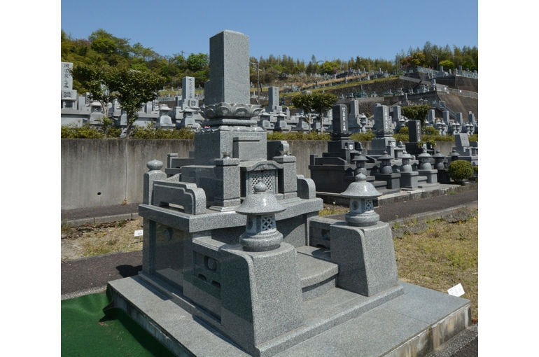 洋型のお墓画像