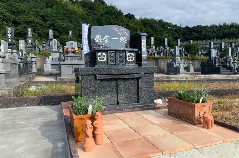 洋風のお墓画像