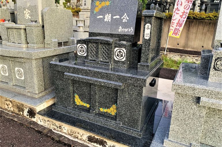 洋風のお墓画像