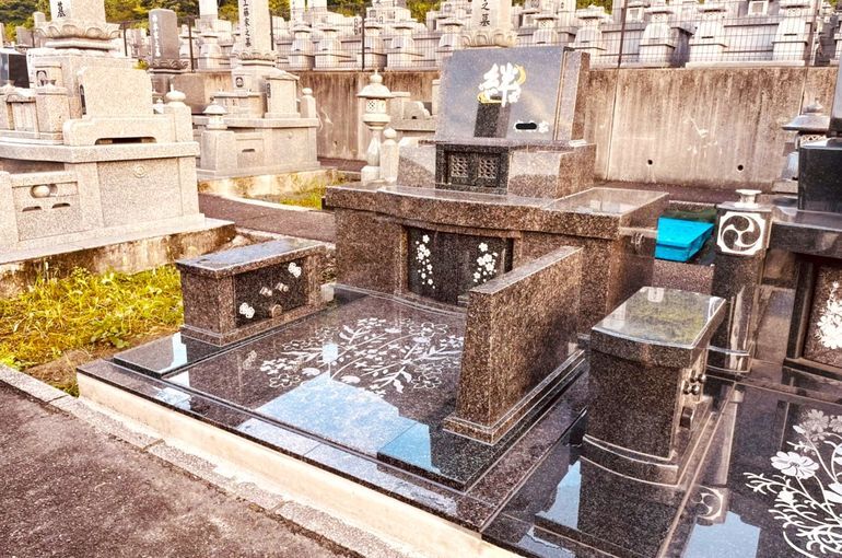 洋型墓